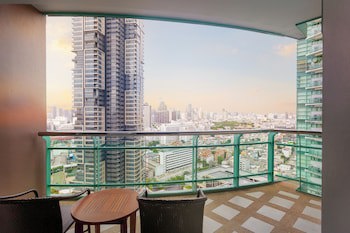 Chatrium Hotel Riverside Bangkok