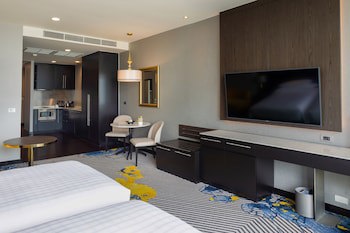 Chatrium Hotel Riverside Bangkok
