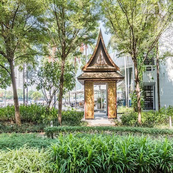 Chatrium Hotel Riverside Bangkok
