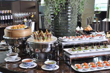 Chatrium Hotel Riverside Bangkok