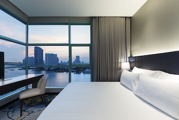 Chatrium Hotel Riverside Bangkok