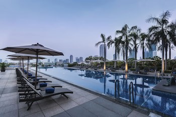 Chatrium Hotel Riverside Bangkok