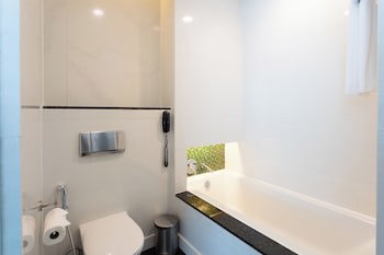 Chatrium Hotel Riverside Bangkok