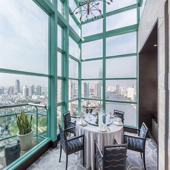 Chatrium Hotel Riverside Bangkok