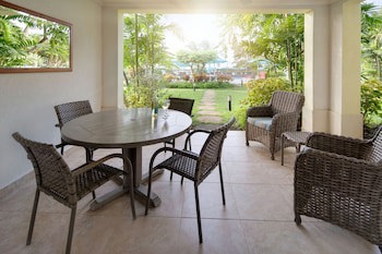Beach View - Adults Only