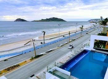 Coral Island Hotel