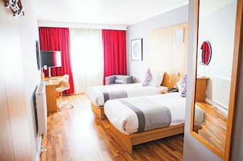 Ramada By Wyndham Belfast City Centre