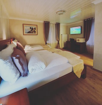 Esos Hotel Quelle