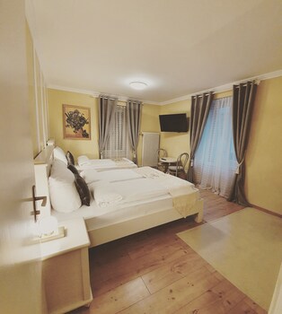 Esos Hotel Quelle