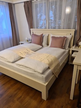Esos Hotel Quelle