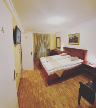 Esos Hotel Quelle