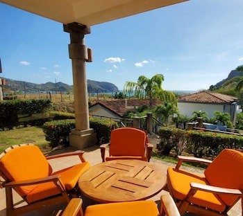 Bahia Del Sol Villas & Condominiums