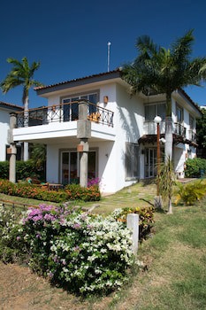 Bahia Del Sol Villas & Condominiums