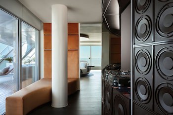W Barcelona