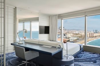 W Barcelona