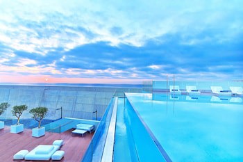 W Barcelona