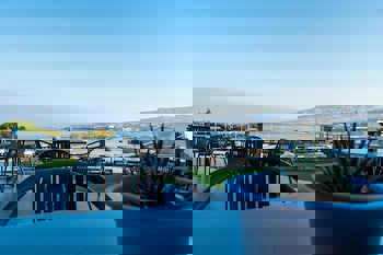 Theo Sunset Bay Hotel