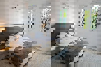 Theo Sunset Bay Hotel