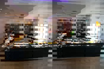 Theo Sunset Bay Hotel