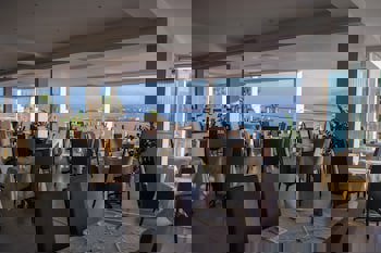 Theo Sunset Bay Hotel