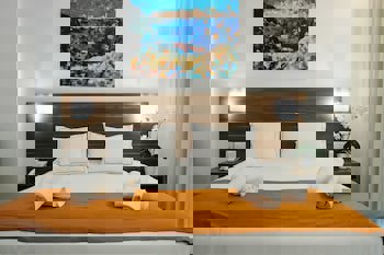 Theo Sunset Bay Hotel