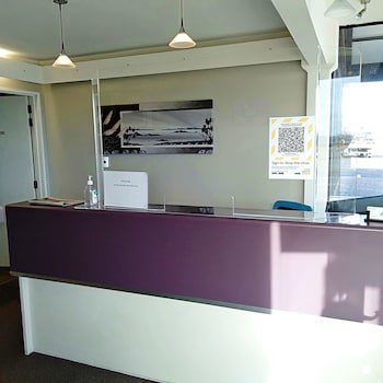 Albatross Motel