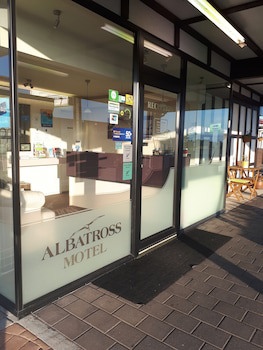 Albatross Motel