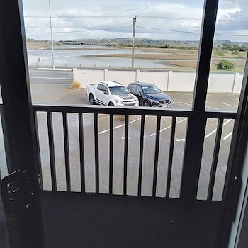 Albatross Motel