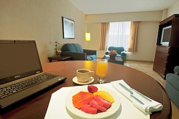 Fiesta Inn Toluca Centro