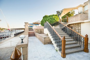 Obelisk Nile Hotel Aswan
