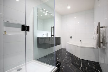Kelvin Hotel