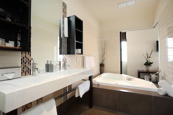 Kelvin Hotel