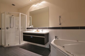 Kelvin Hotel