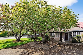 Balmoral Lodge Motel