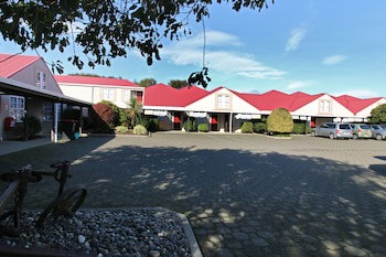 Balmoral Lodge Motel