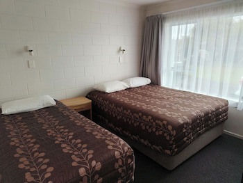 Cleveland Thermal Motel