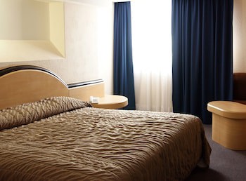 Portonovo Hotel & Suites