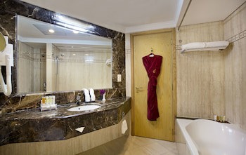City Seasons Hotel Dubai Airport
