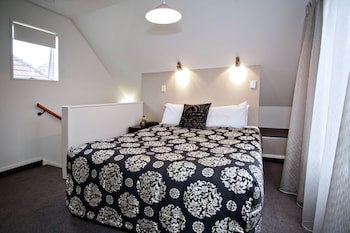 Cable Court Motel