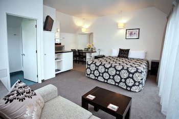 Cable Court Motel