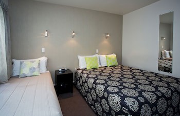 Cable Court Motel