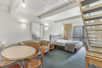Capital Lodge Motor Inn