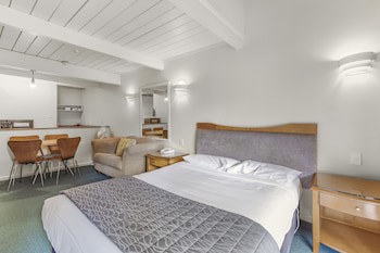 Capital Lodge Motor Inn
