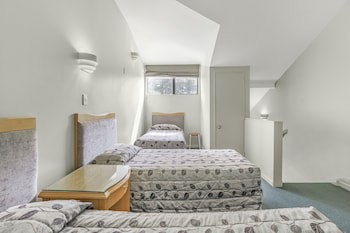 Capital Lodge Motor Inn