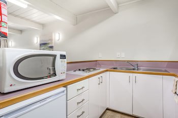 Capital Lodge Motor Inn
