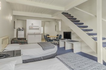 Capital Lodge Motor Inn