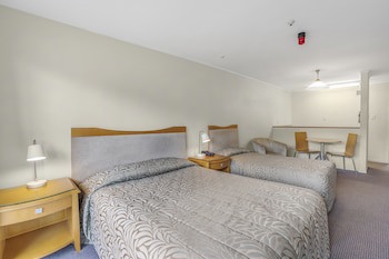 Capital Lodge Motor Inn