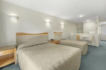 Capital Lodge Motor Inn