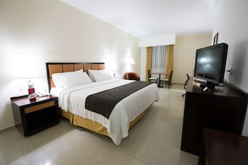 Holiday Inn Express Paraiso Dos Bocas, An Ihg Hotel