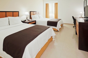 Holiday Inn Express Paraiso Dos Bocas, An Ihg Hotel